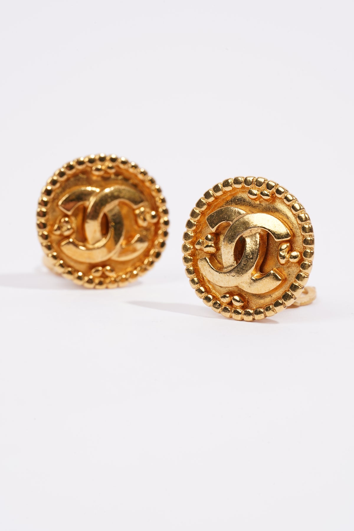 CHANEL Earrings | MISSGLAMIFUL