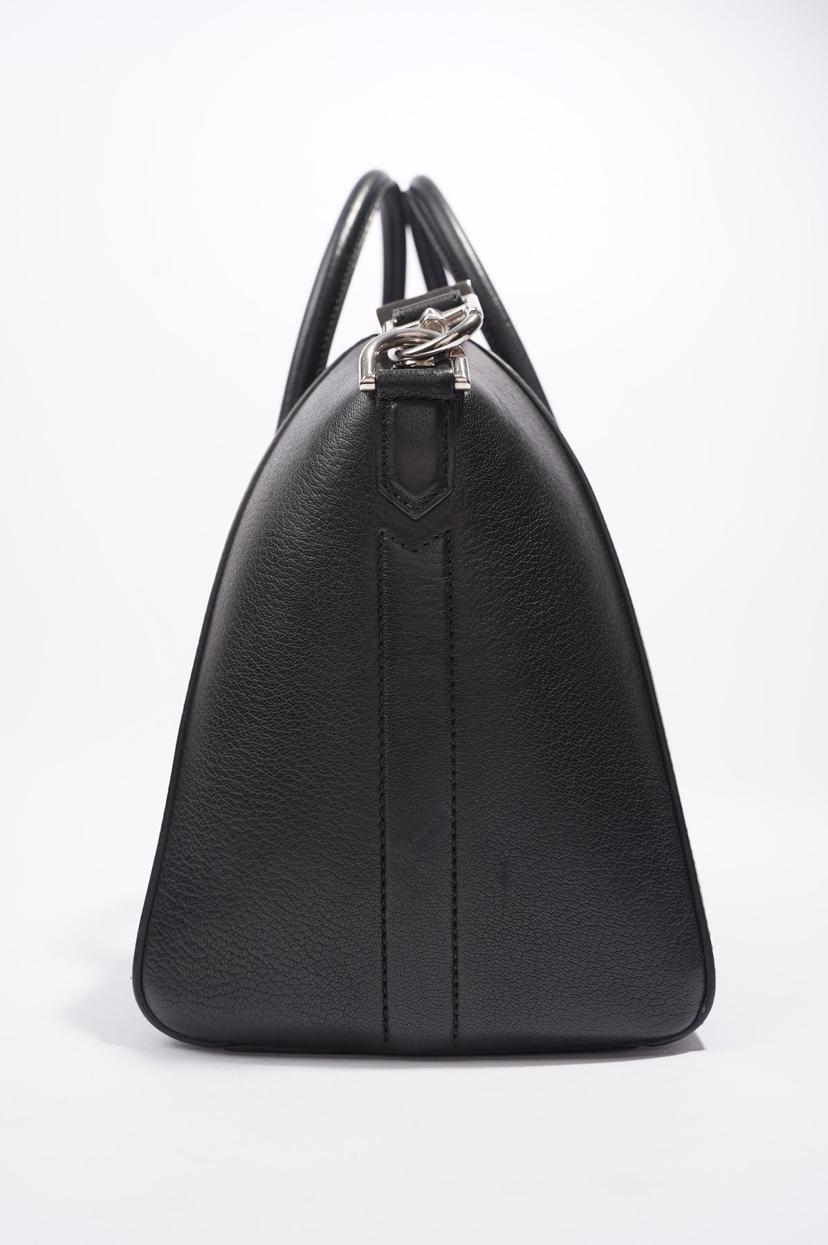 Givenchy Antigona Medium Faux-leather Satchel in Black