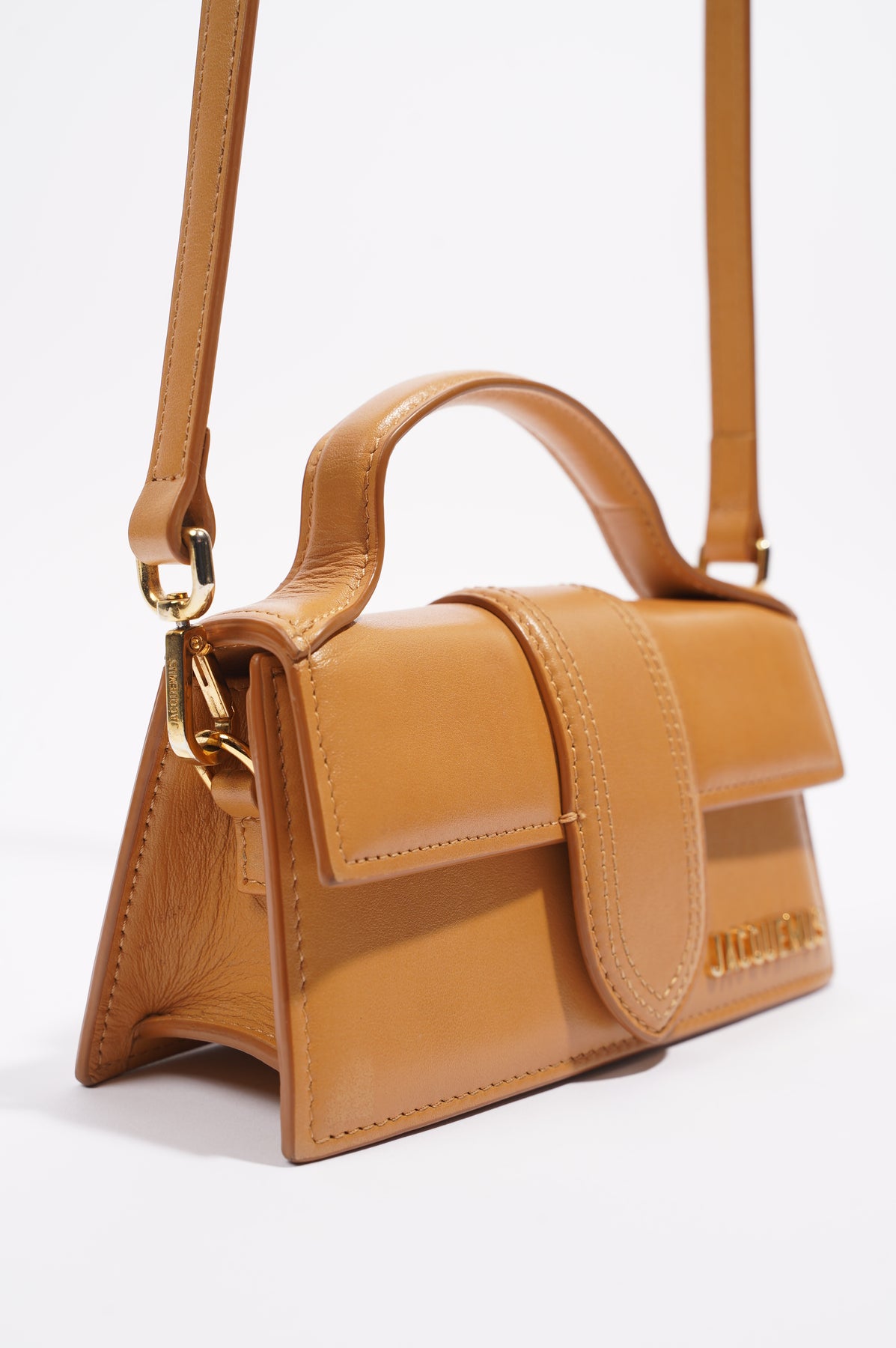 Le bambino medium leather shoulder online bag