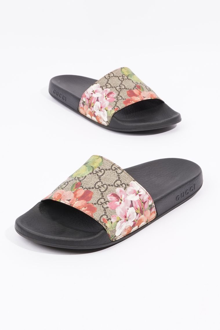 Gucci floral slides on sale blue