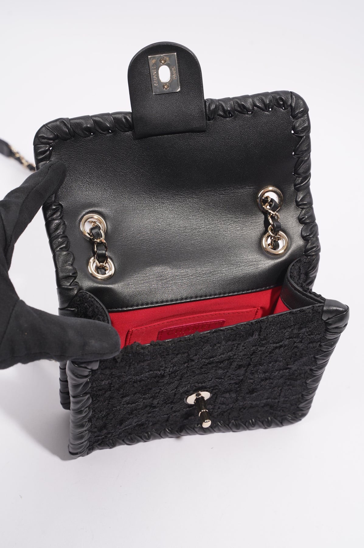 Chanel Micro Quilted Flap Bag - Black Mini Bags, Handbags - CHA153016