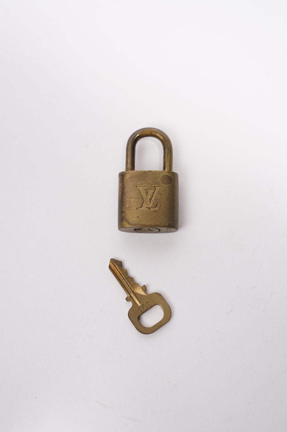 Louis Vuitton Padlock and Key # 335