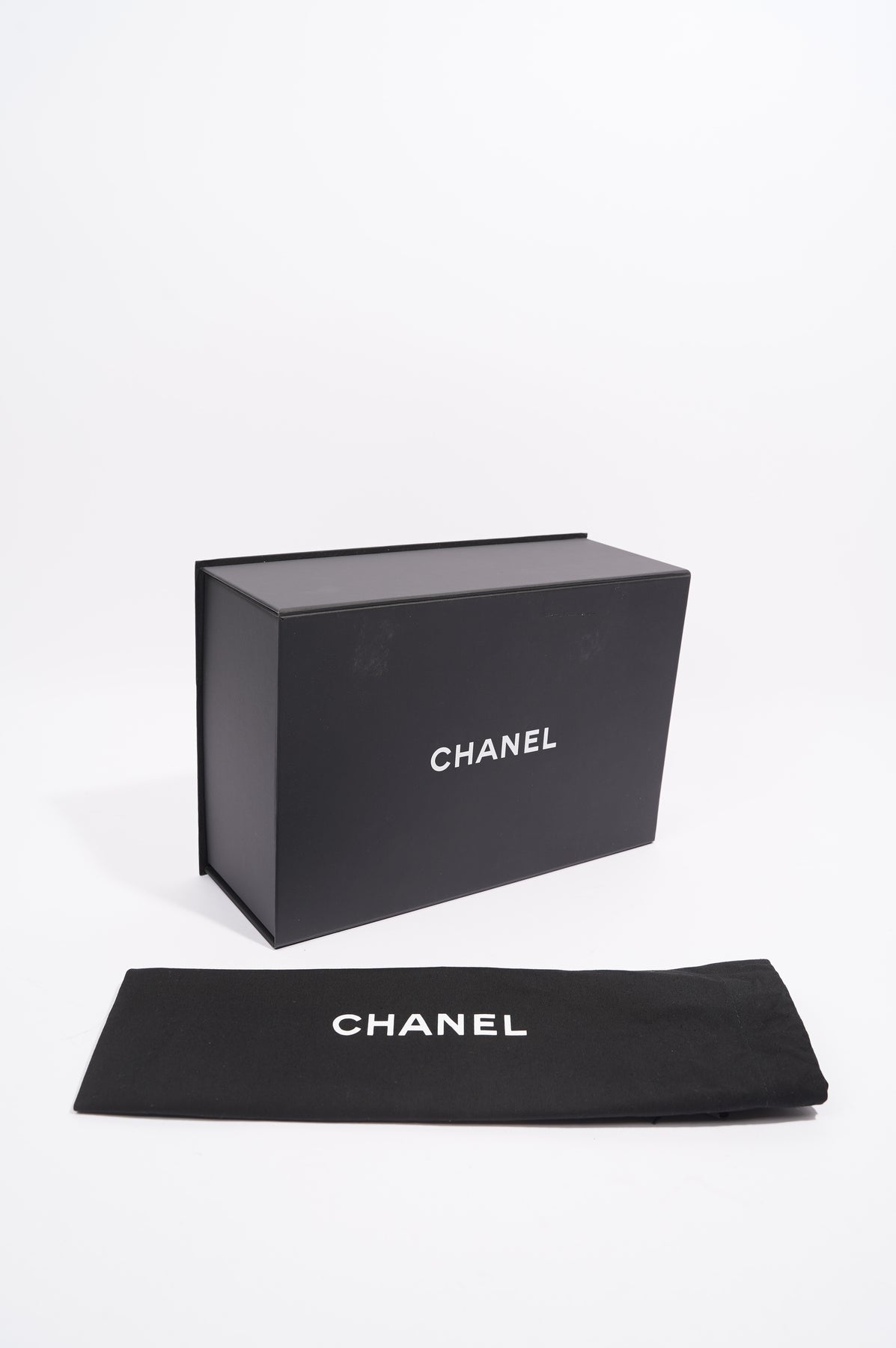 Chanel box and gift wrap  Chanel box, Chanel classic flap bag, Classic  flap bag