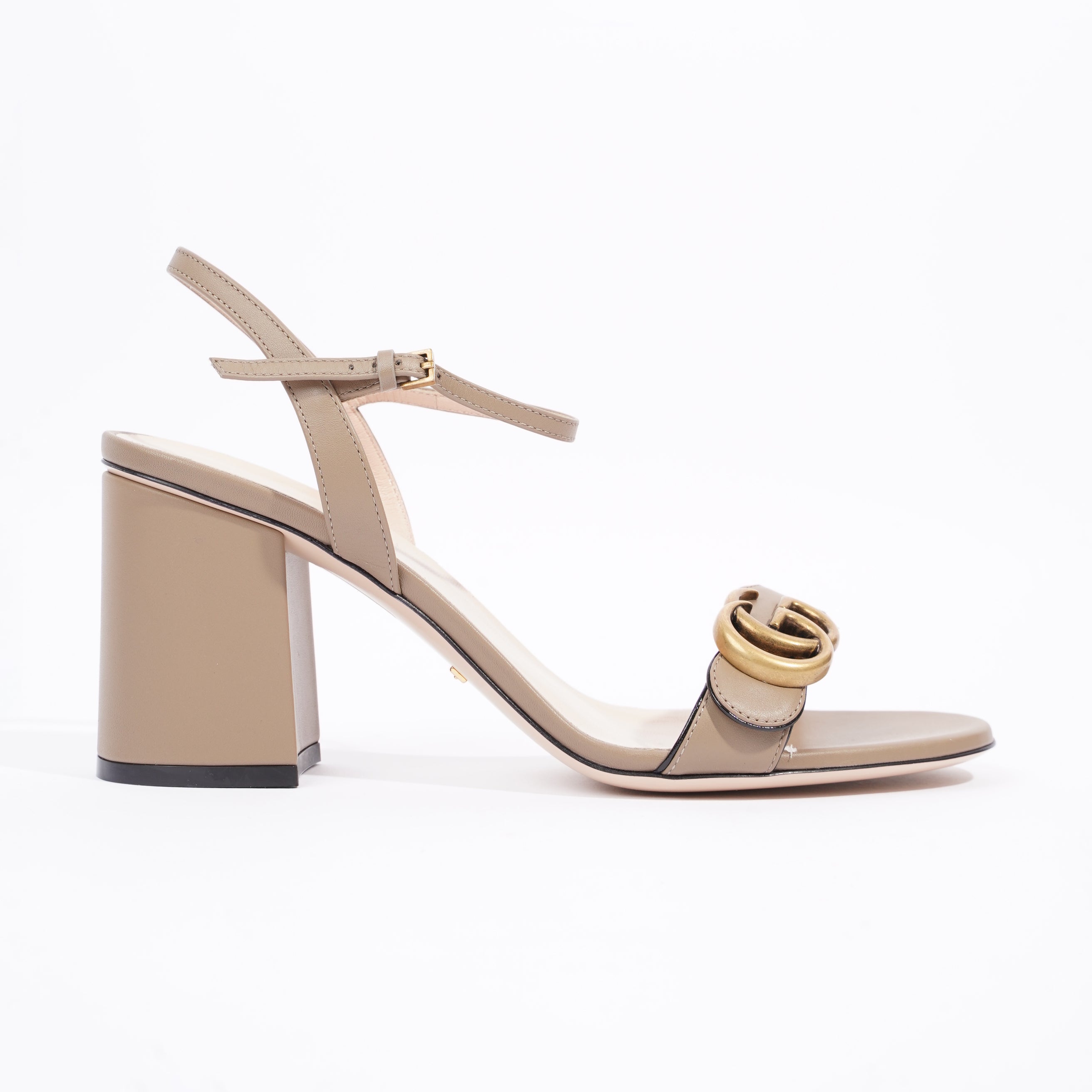 Gucci chunky best sale heel sandals