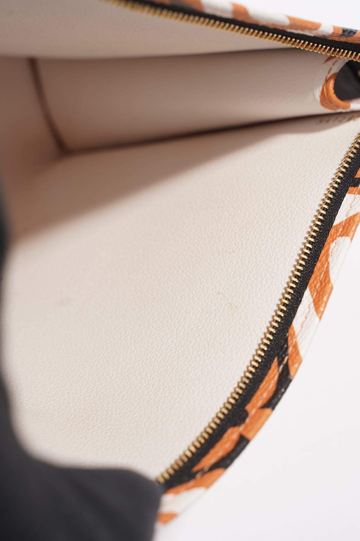 Louis Vuitton Womens Tribal Pochette Clutch Orange / White / Black