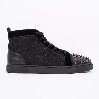 Black louboutins 2024 mens spikes