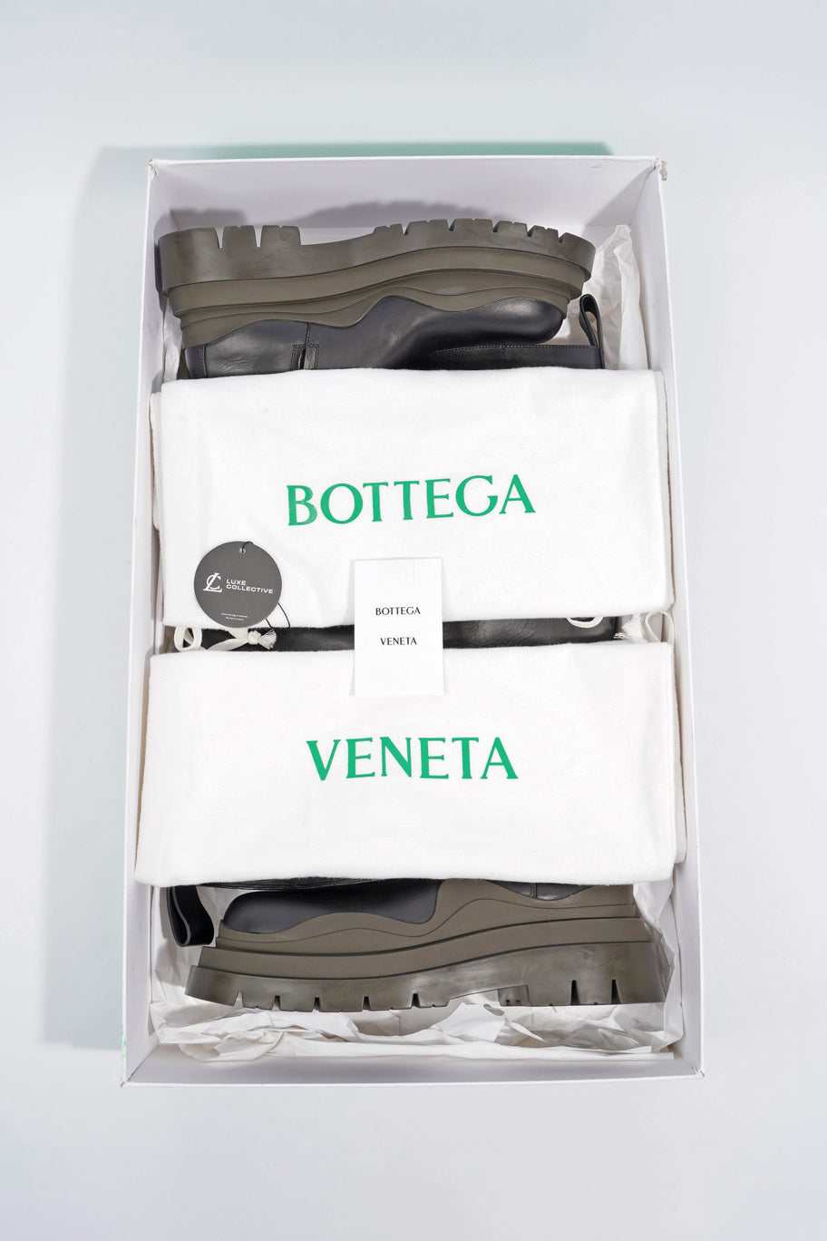 Bottega Veneta Chelsea Tire Boot Black Leather EU 39 / UK 6 Image 11