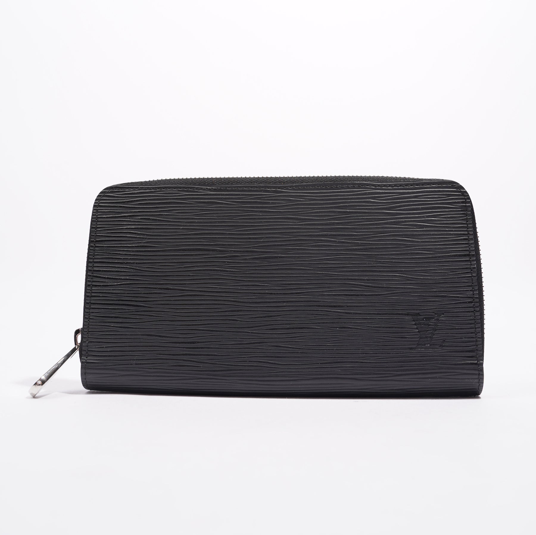 Louis Vuitton Epi Sarah Wallet EUC! Black - $495 (50% Off Retail) - From  Katie