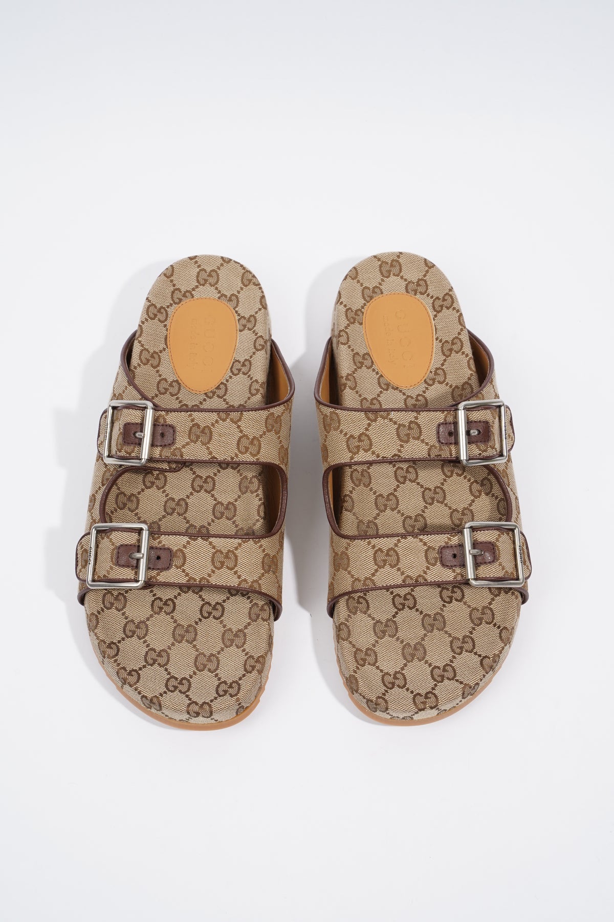 Gucci Men's Gg Supreme Slide Sandal In Beige