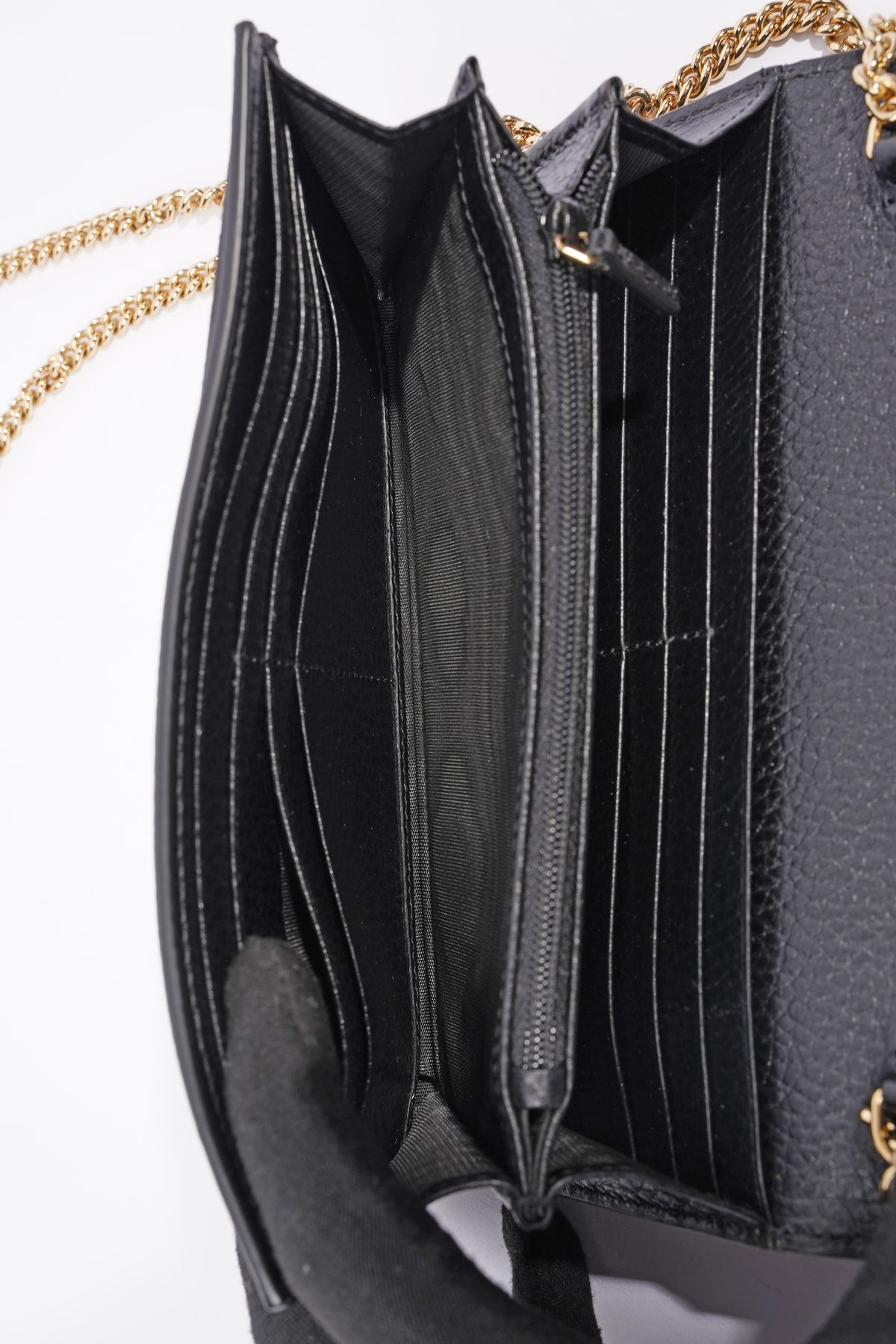 Petite marmont leather outlet wallet on a chain