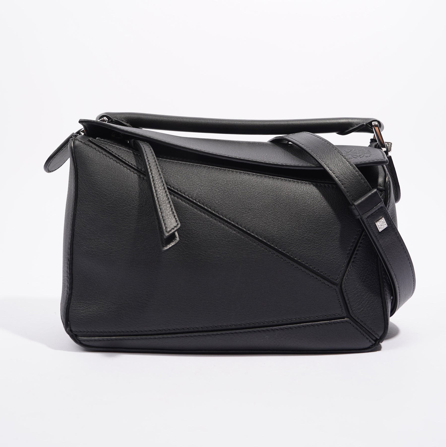 Genuine Loewe Leather Clutch Handbag With Coin Purse Beige off 