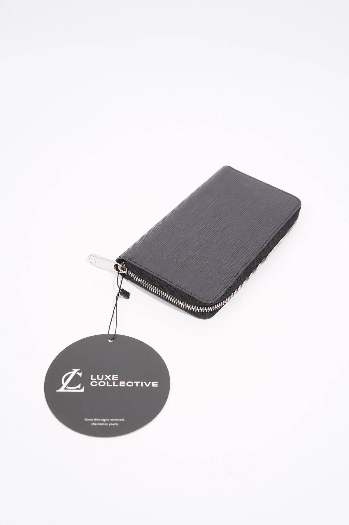 Louis Vuitton Vintage - Epi Zippy Wallet - Black - Leather and Epi Leather  Wallet - Luxury High Quality - Avvenice