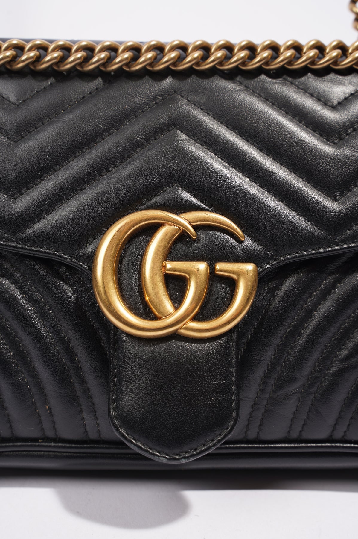 Gucci GG Marmont Chain Flap Bag Matelasse Leather Mini