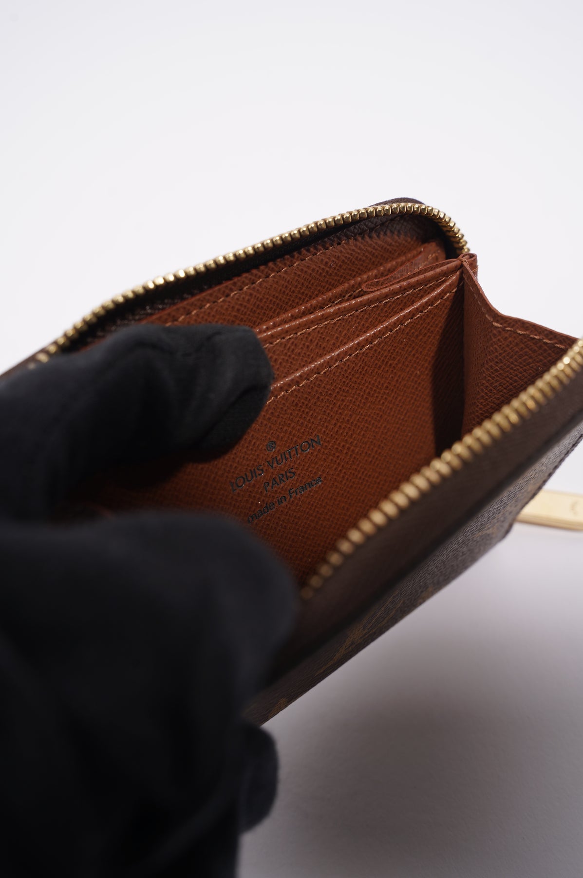 Louis Vuitton Womens Zippy Card Wallet Monogram – Luxe Collective
