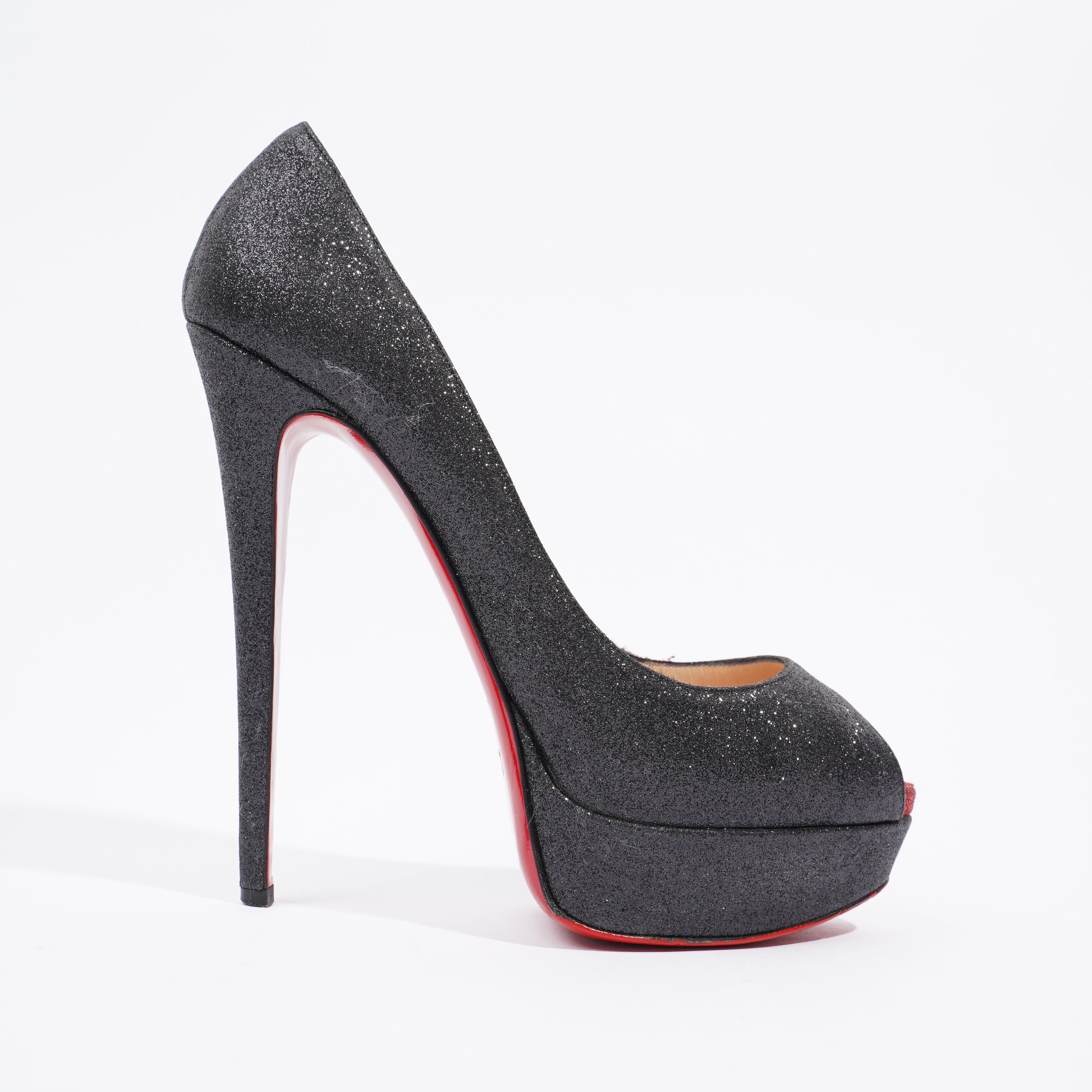 Louboutin best sale lady peep