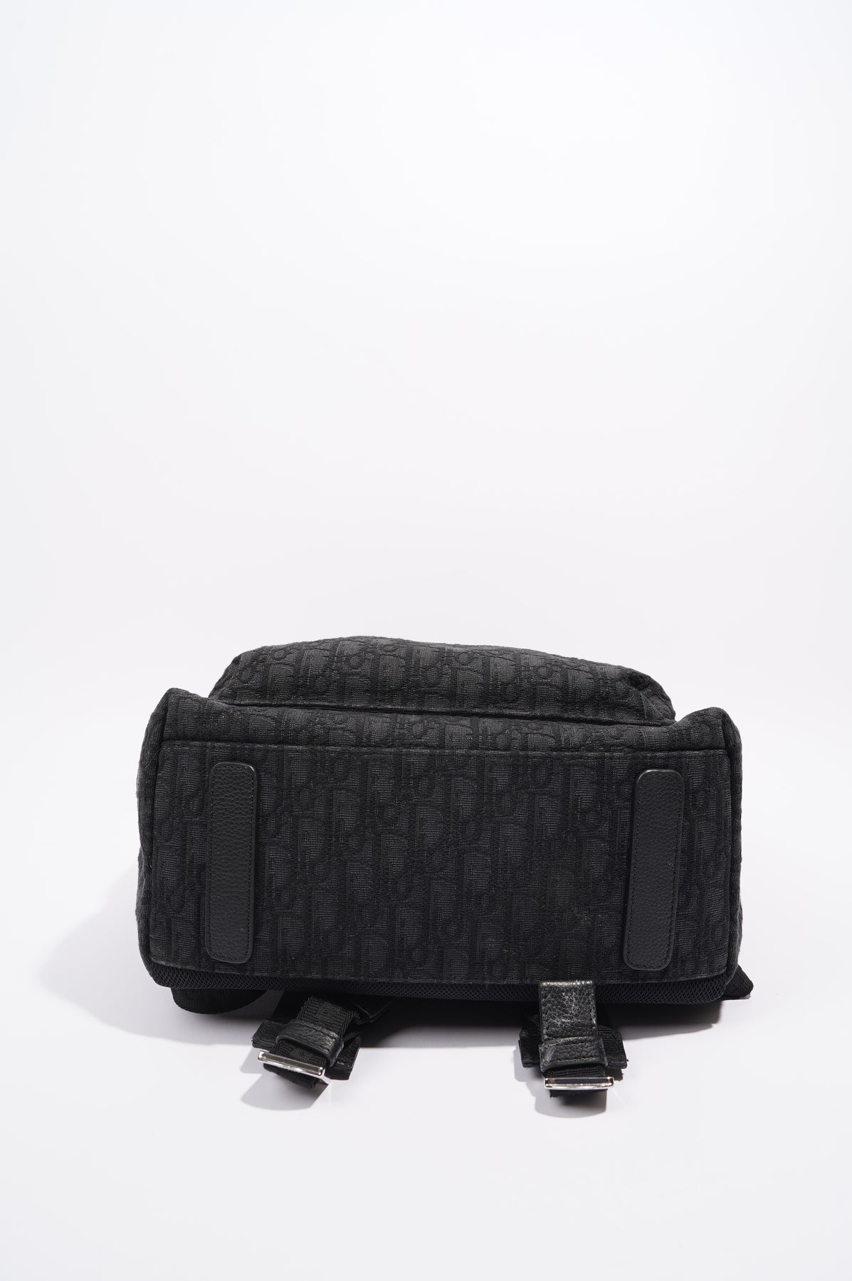 SO - LV RACER BACKPACK M46105 – BLACKORIGINAL in 2023  Matte black  hardware, Cowhide leather, Christian dior bag