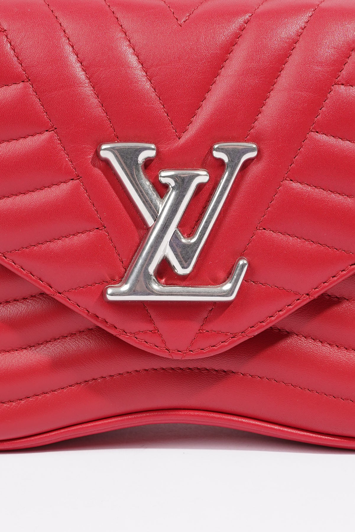 Louis Vuitton White Crossbody Bag – RCR Luxury Boutique