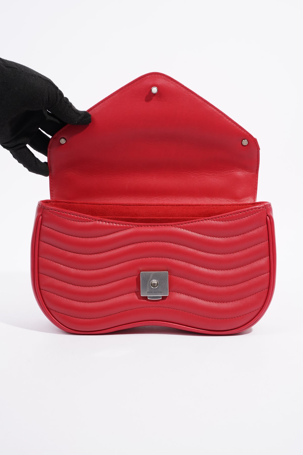 Louis Vuitton New Wave Bag Red Leather – Luxe Collective