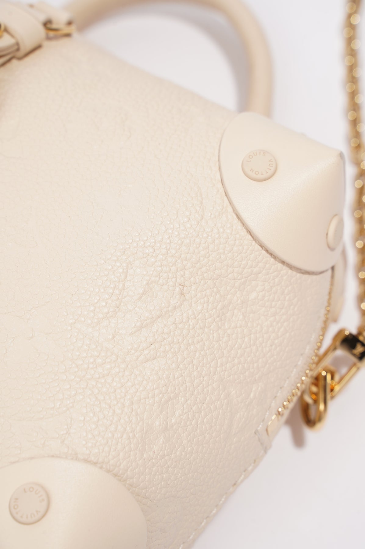 Louis Vuitton Malle Souple Empreinte Embossed White Leather – Luxe  Collective