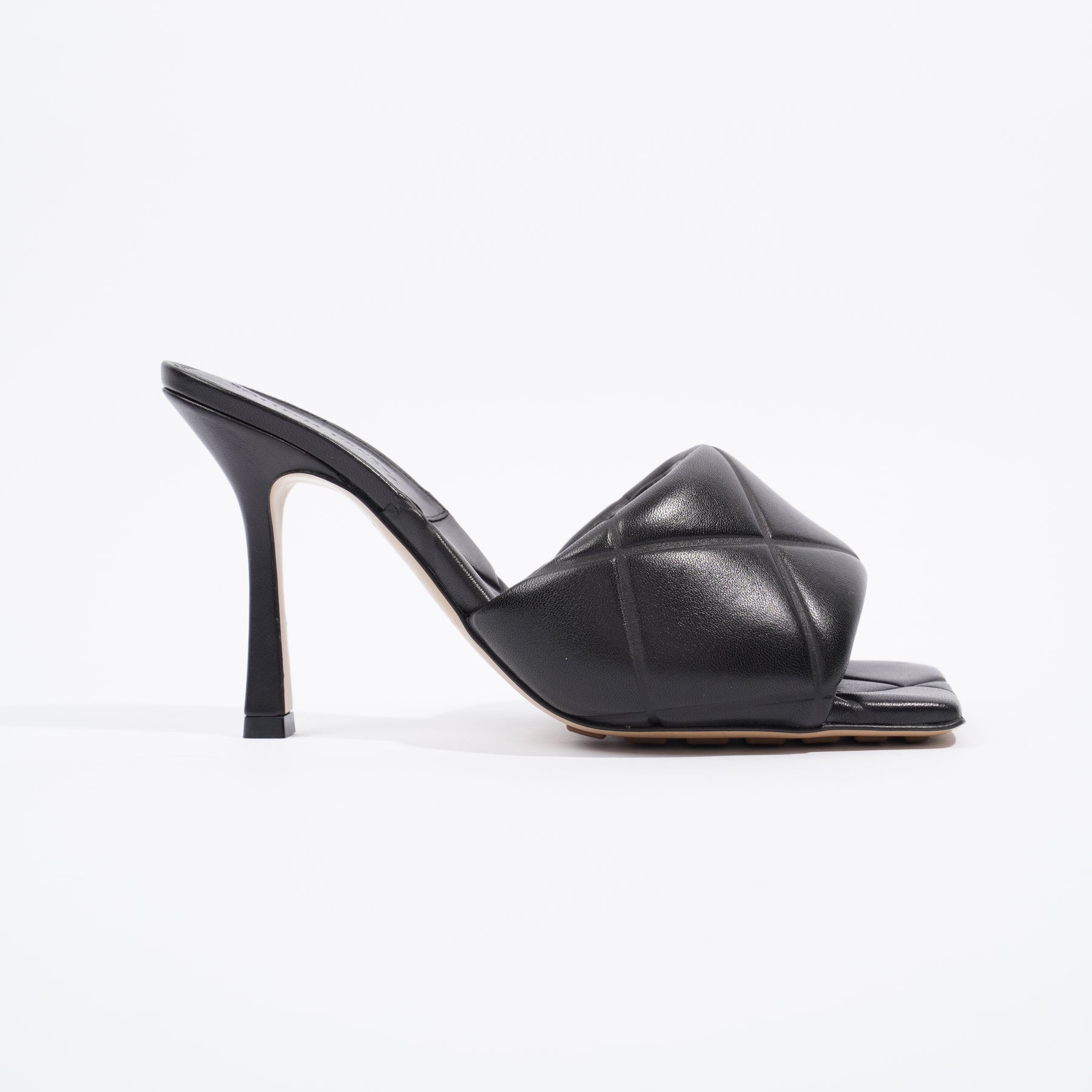 Bottega Veneta Lido Sandal Black EU 38 UK 5 Luxe Collective