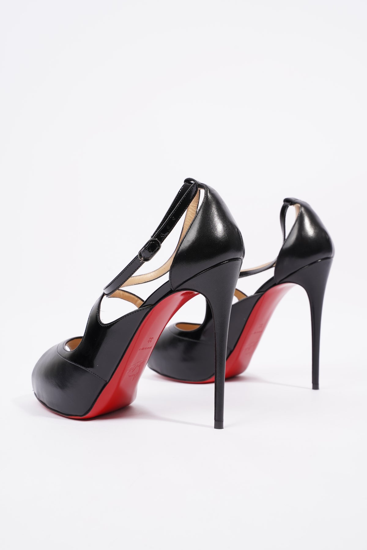 Christian louboutin hot sale mira bella