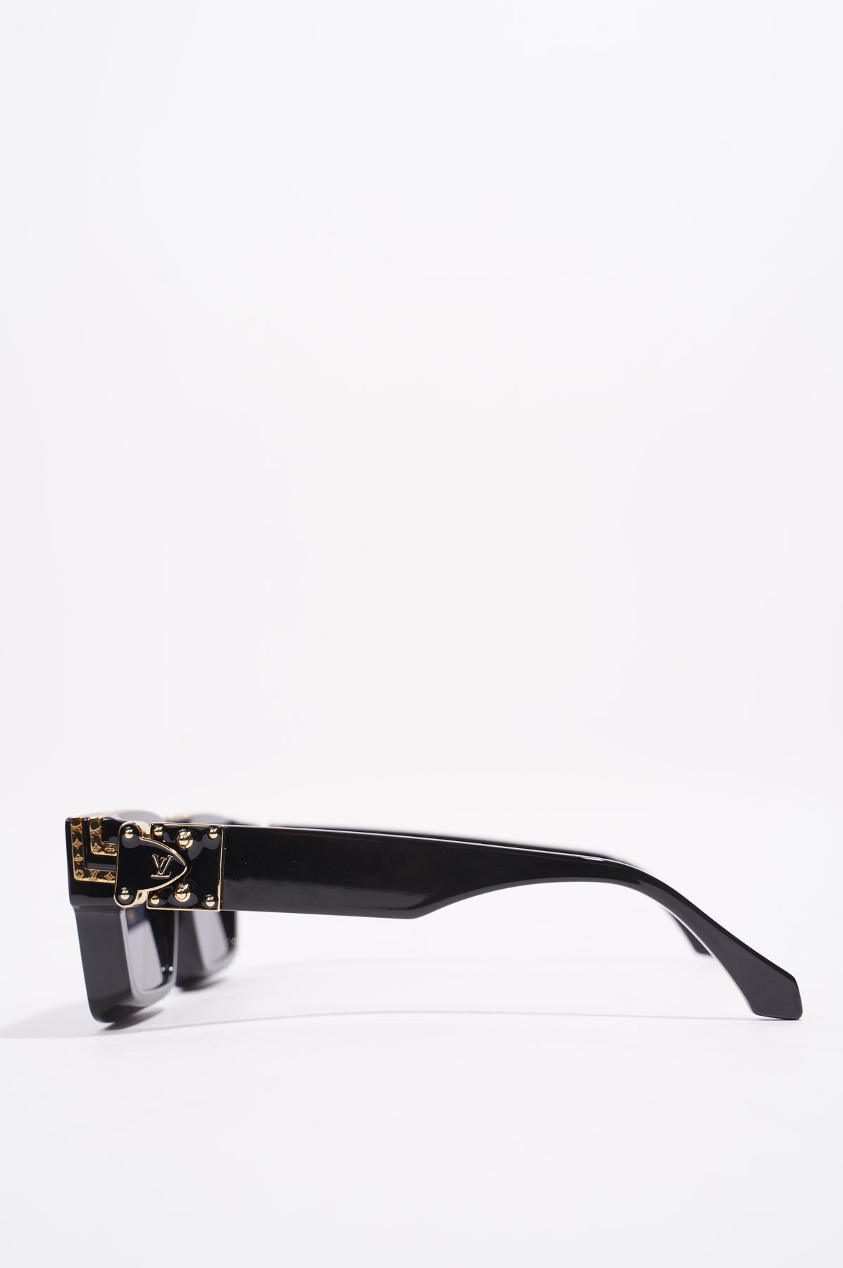 Louis Vuitton 1.1 Millionaires Sunglasses Black Acetate & Metal. Size E