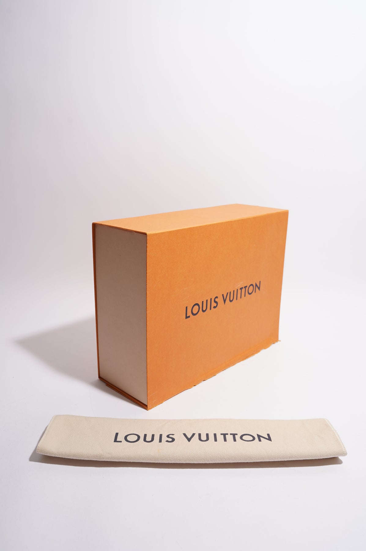 Louis Vuitton Womens Alma BB Damier Ebene – Luxe Collective