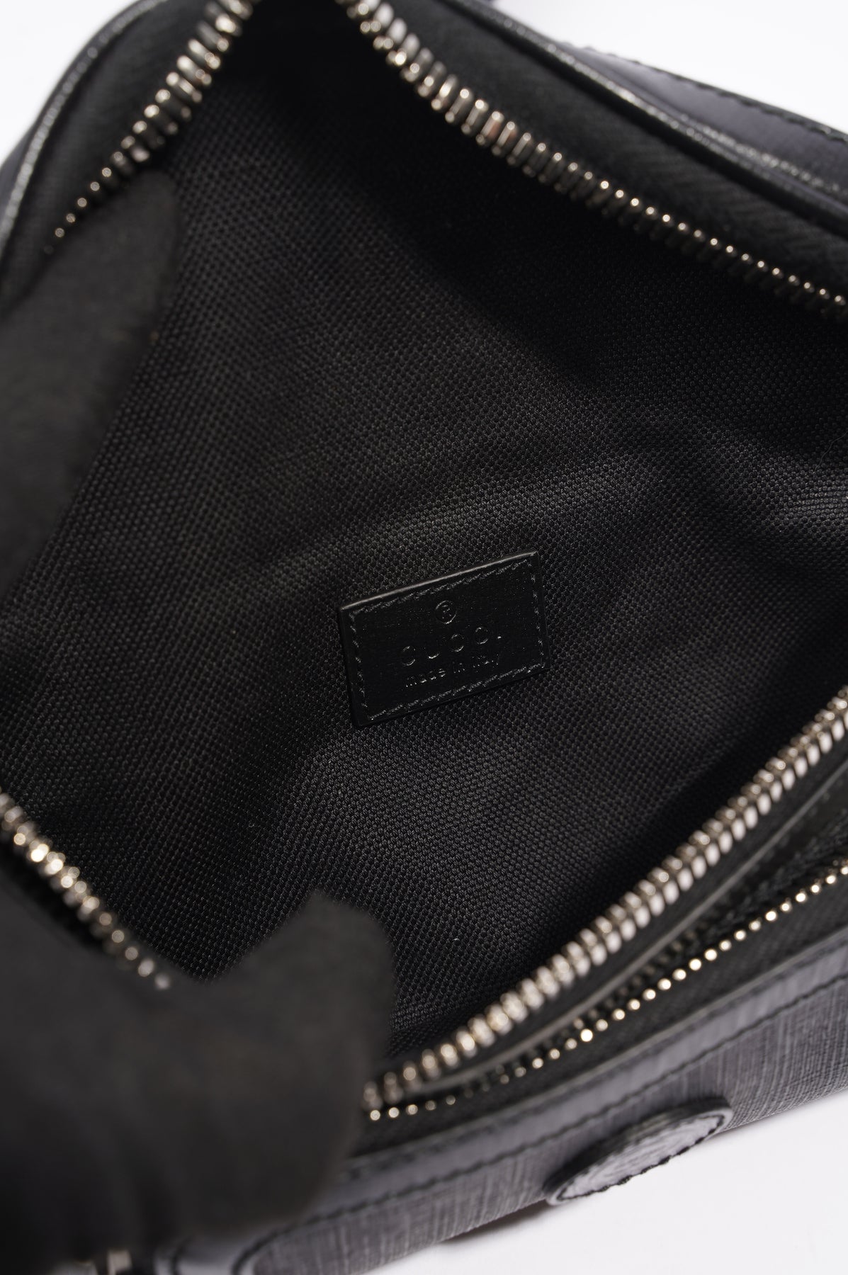 GG Black belt bag