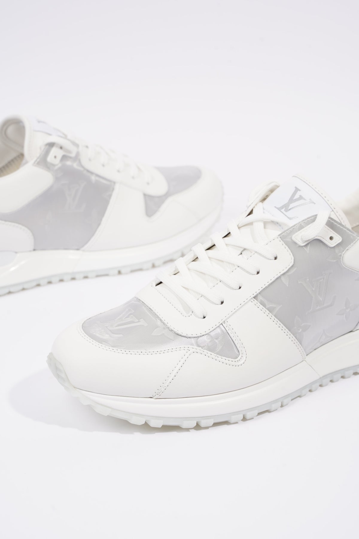 Louis Vuitton - Run Away Sneakers Trainers - White - Men - Size: 08.5 - Luxury