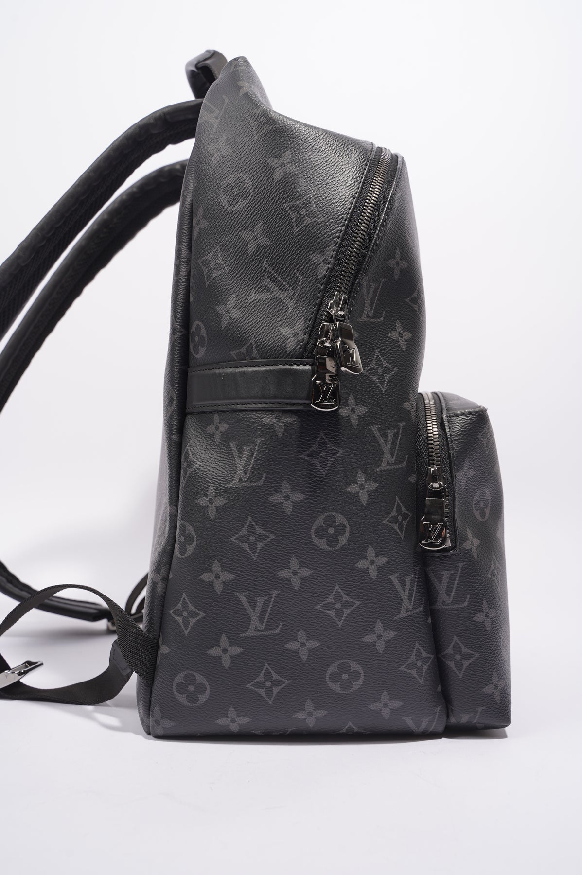 Louis Vuitton Mens Discovery Backpack Monogram Eclipse PM – Luxe Collective