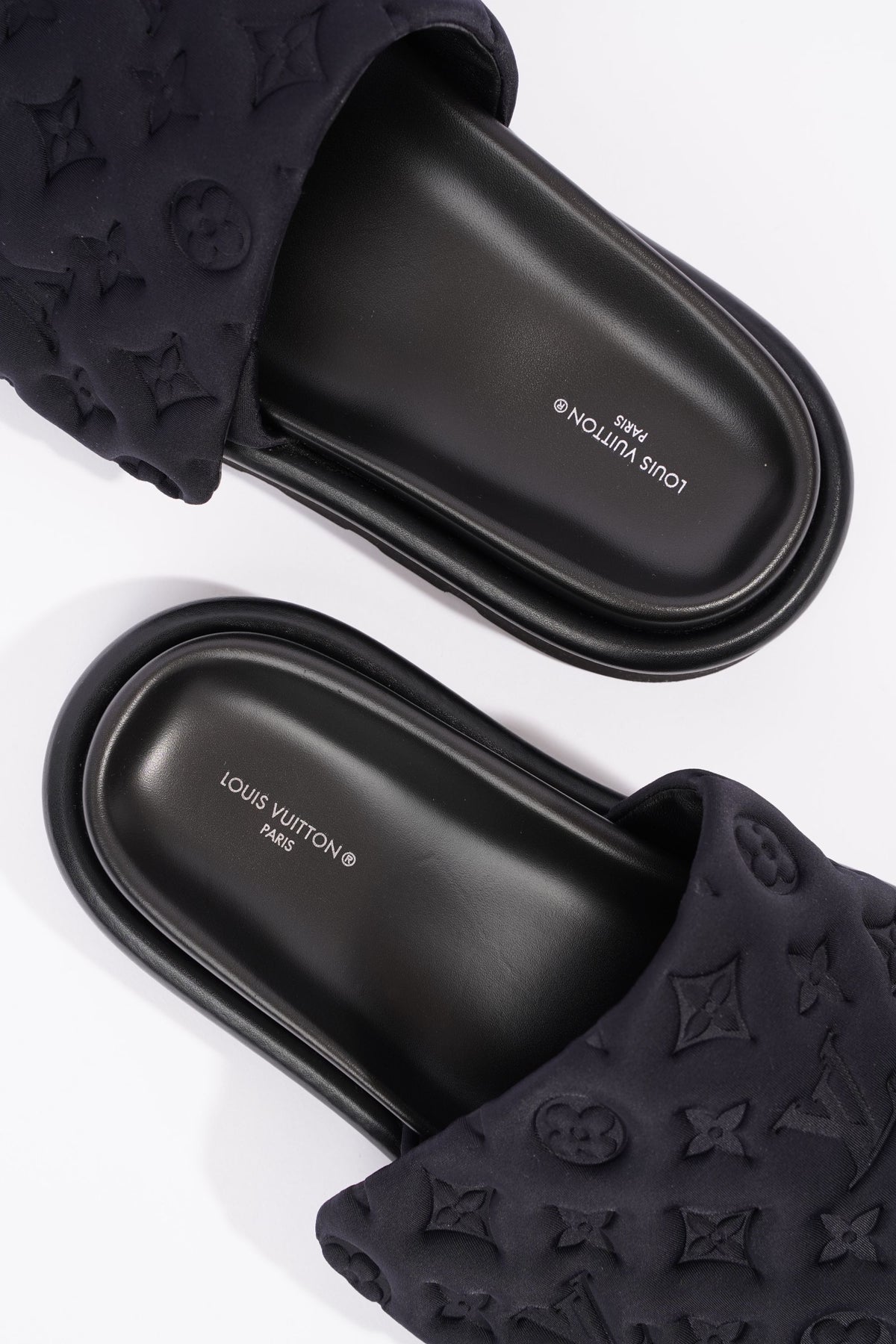 Pool pillow leather mules Louis Vuitton Black size 40 EU in