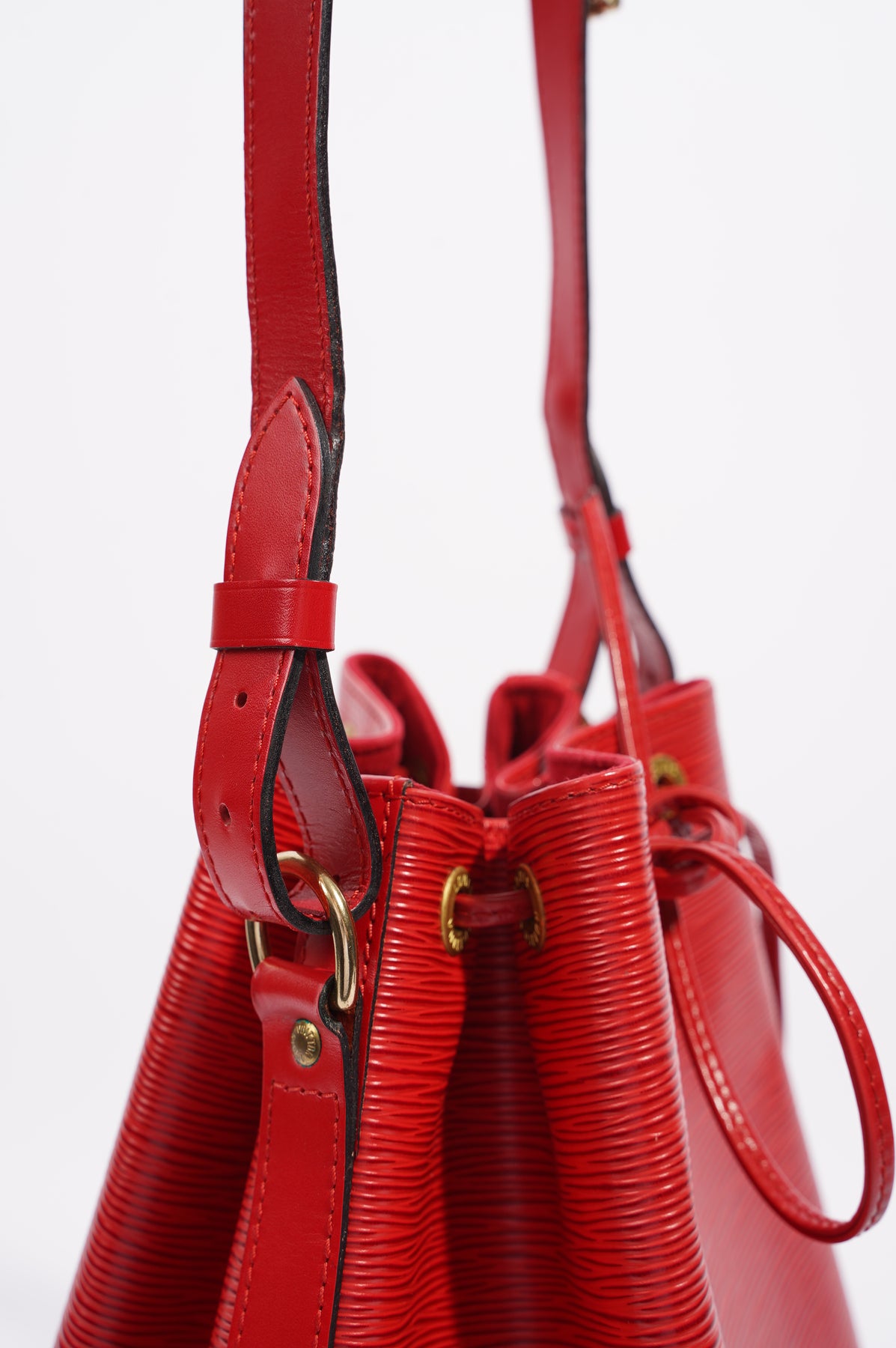 Louis Vuitton Noe GM Epi Leather Ghw (Red) – ValiseLaBel