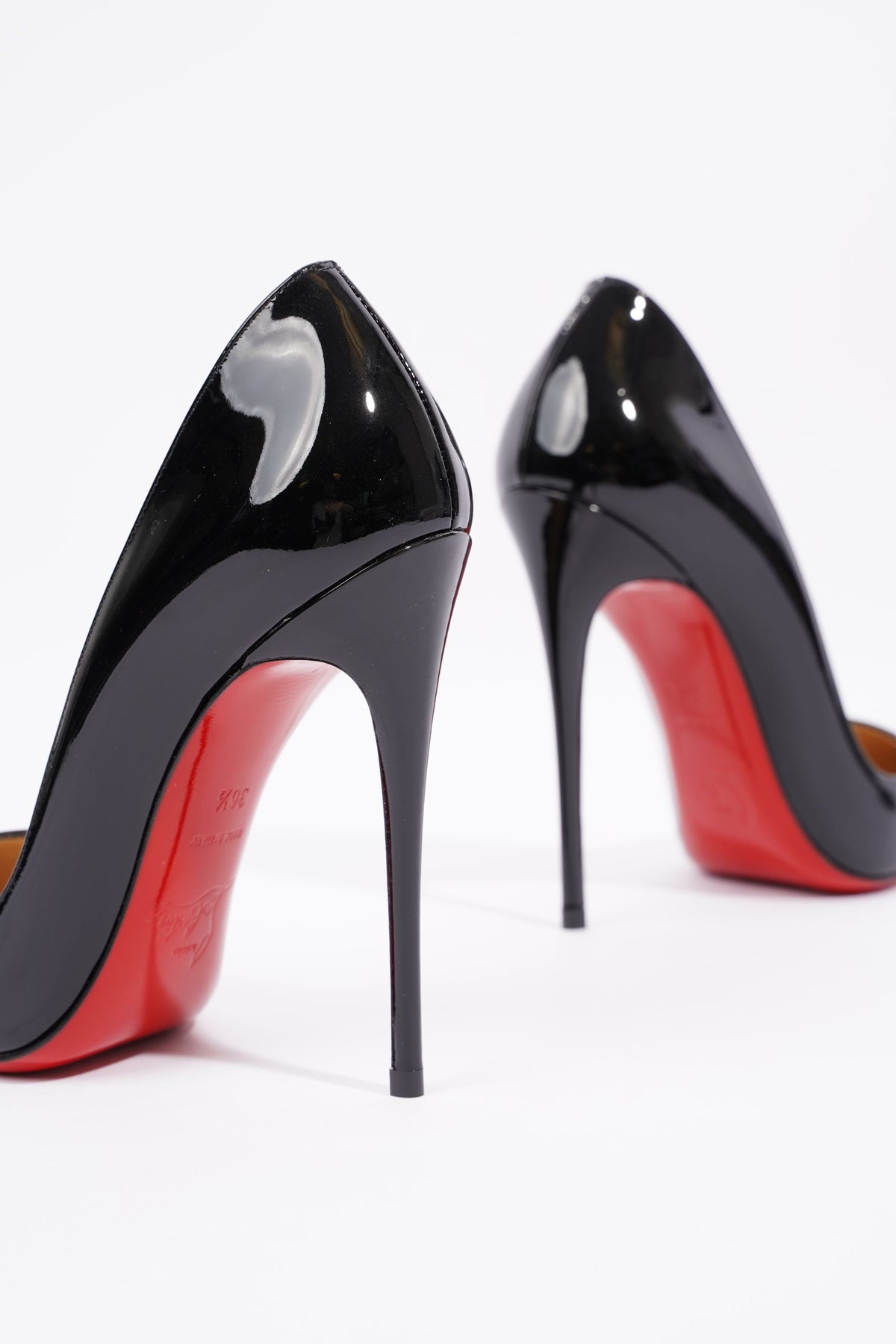 Christian Louboutin - So Kate 120 Leather Pumps - Womens - Black