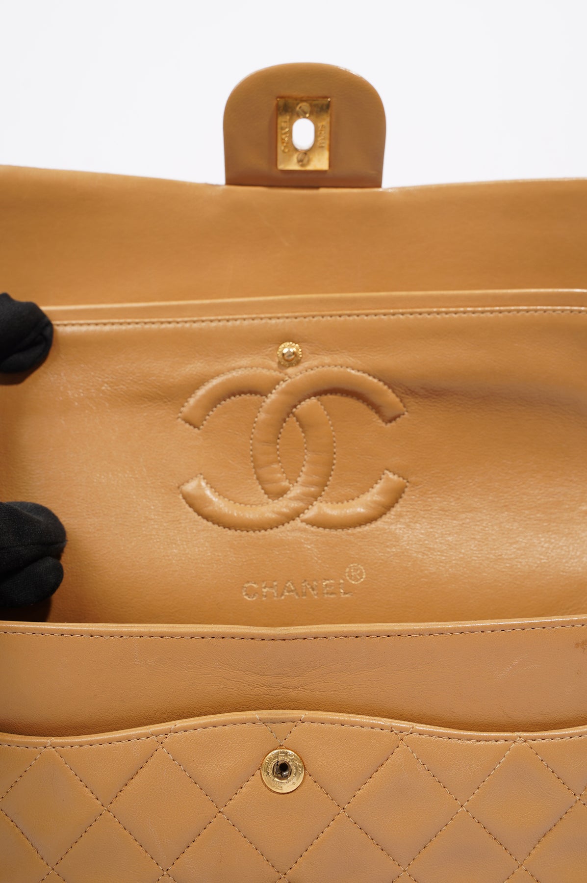 Chanel Womens Lambskin Classic Flap Beige Medium – Luxe Collective
