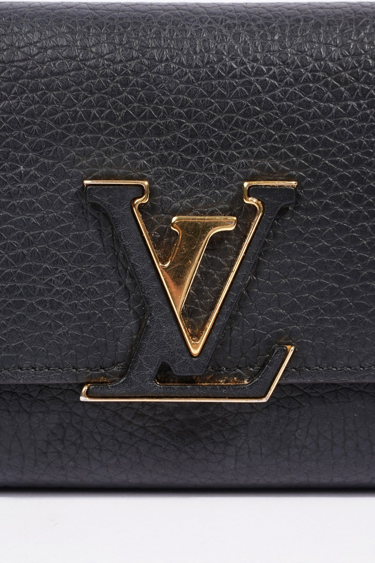 Louis Vuitton Capucines Wallet in Black