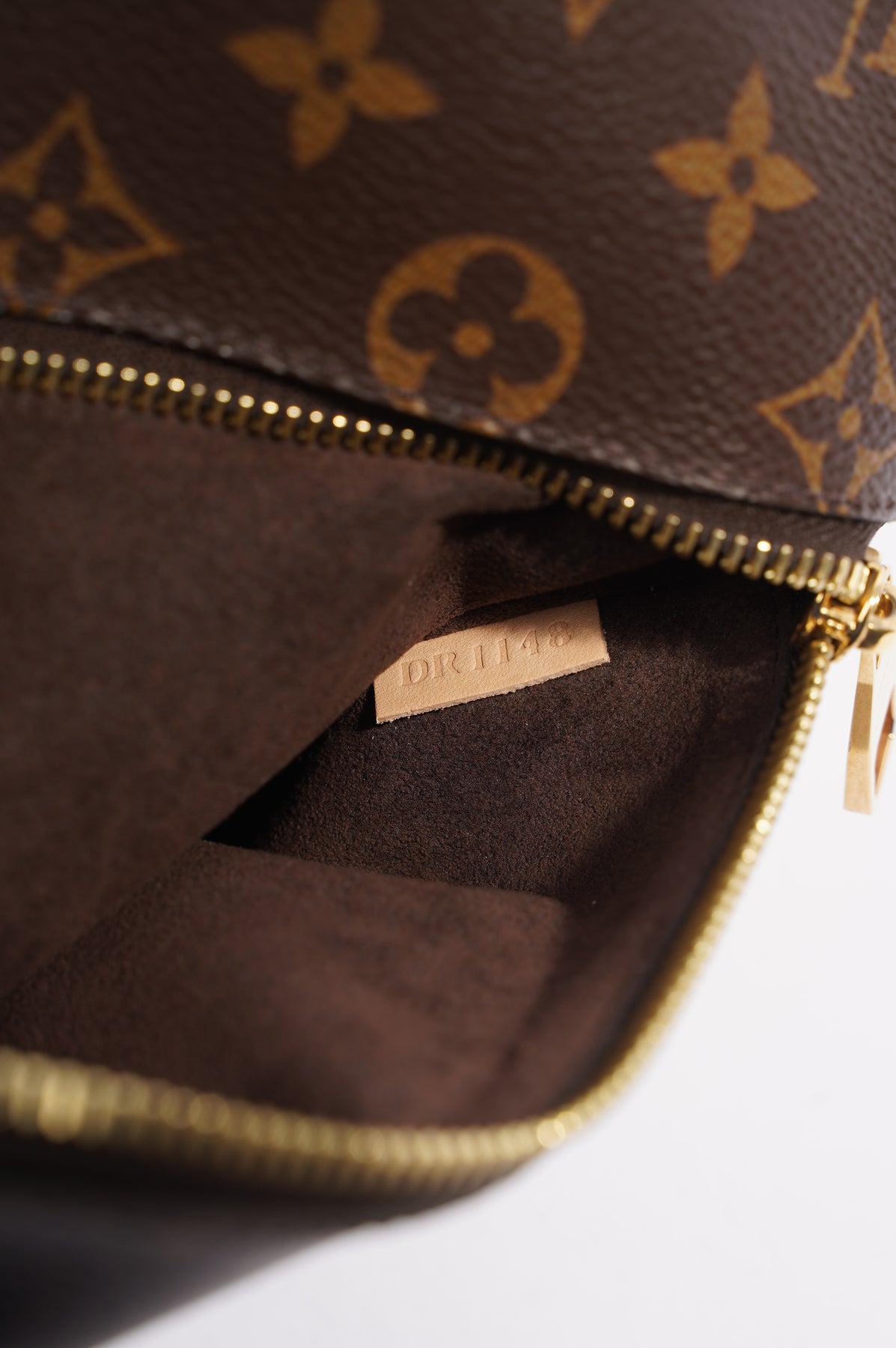 Louis Vuitton Pochette Metis Bag Monogram Canvas – Luxe Collective