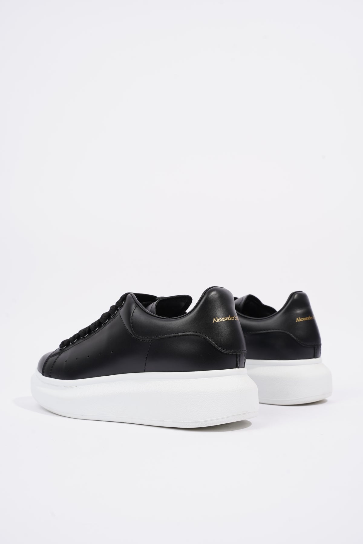 Alexander mcqueen outlet sneakers 35