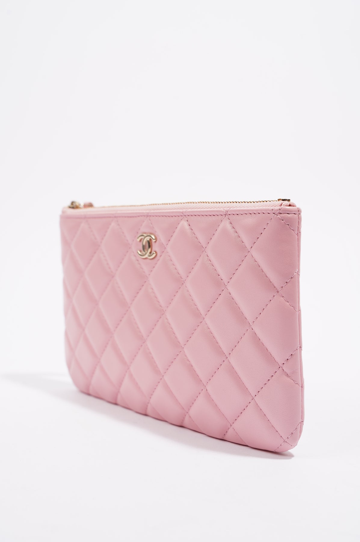 Chanel Womens Lambskin O Case Pink Small – Luxe Collective