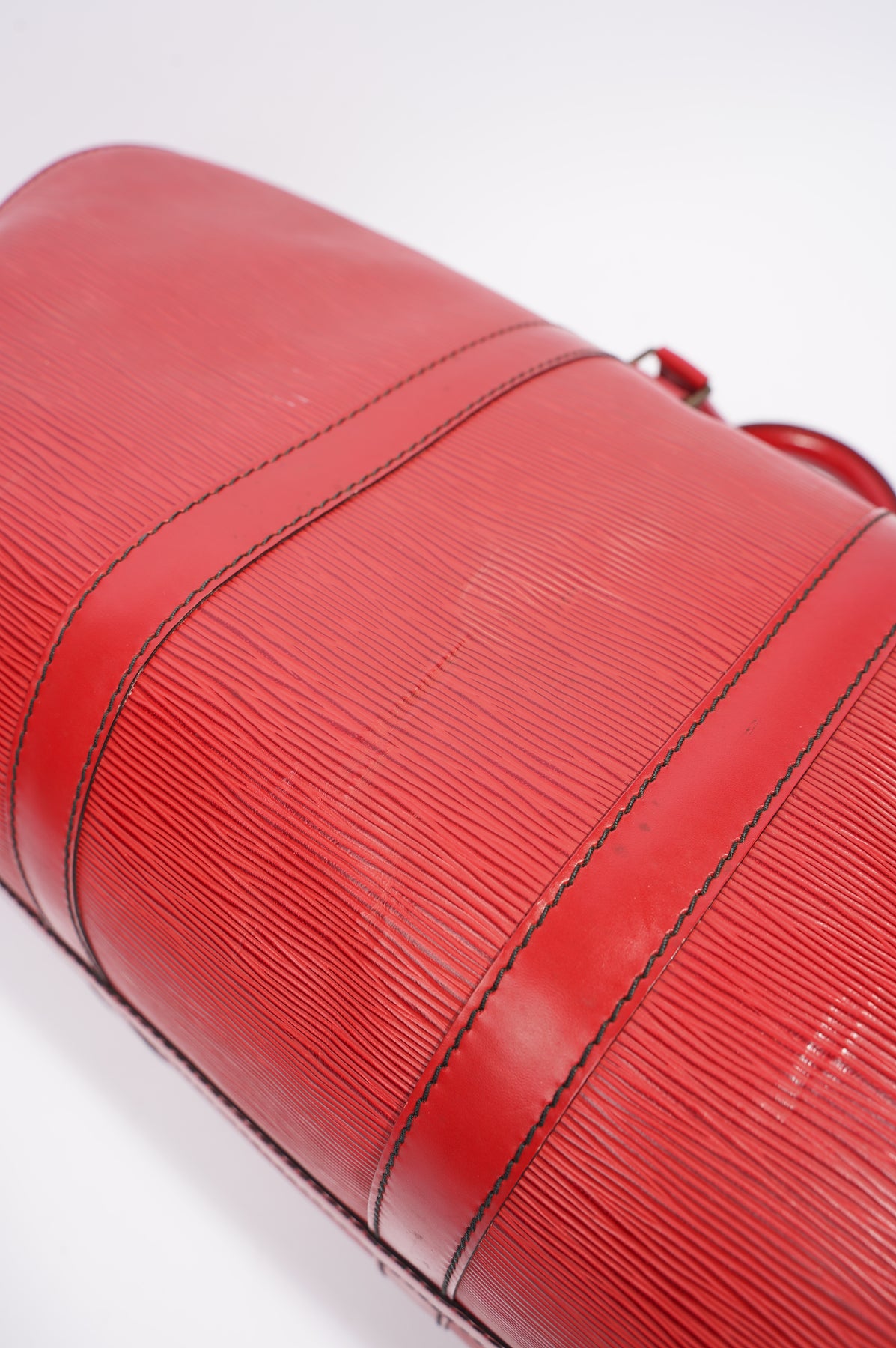 Louis Vuitton Vintage Epi Leather Keepall 45 Duffle Bag (SHF-22789) – LuxeDH