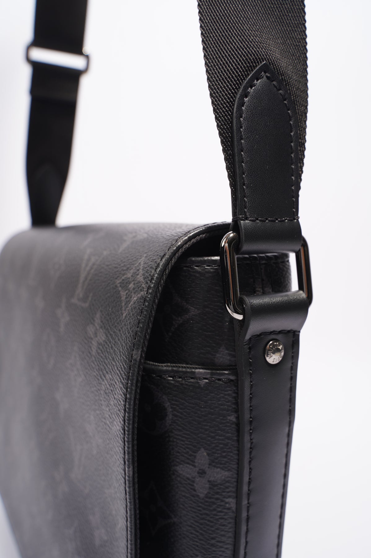 Buy Louis Vuitton District Messenger Bag (Monogram Eclipse, PM