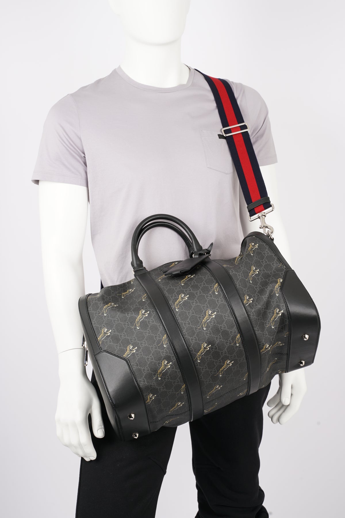 Gucci Black Tiger Print GG Supreme Canvas and Leather Carry On Duffel Bag  Gucci
