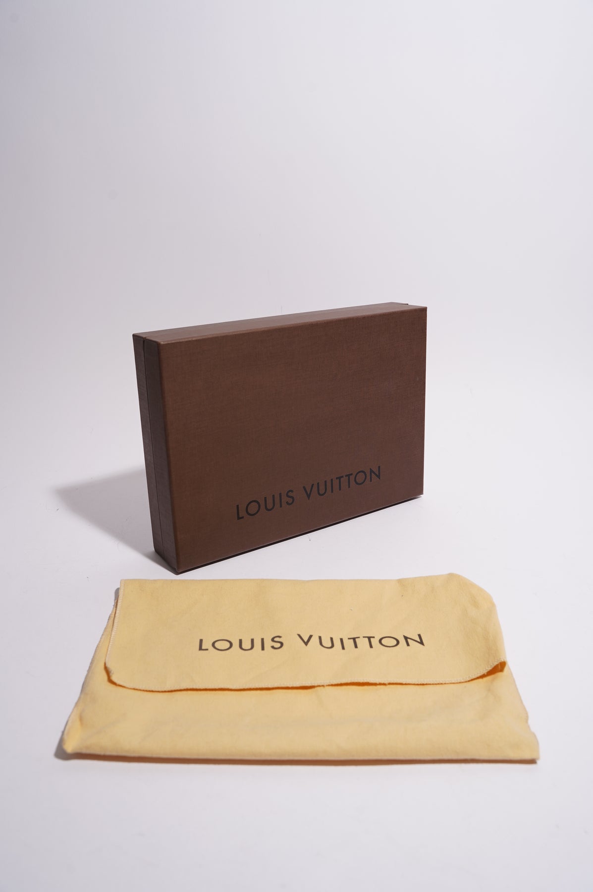 Louis Vuitton Epi Pochette Accessoires NM - Black Shoulder Bags, Handbags -  LOU156426