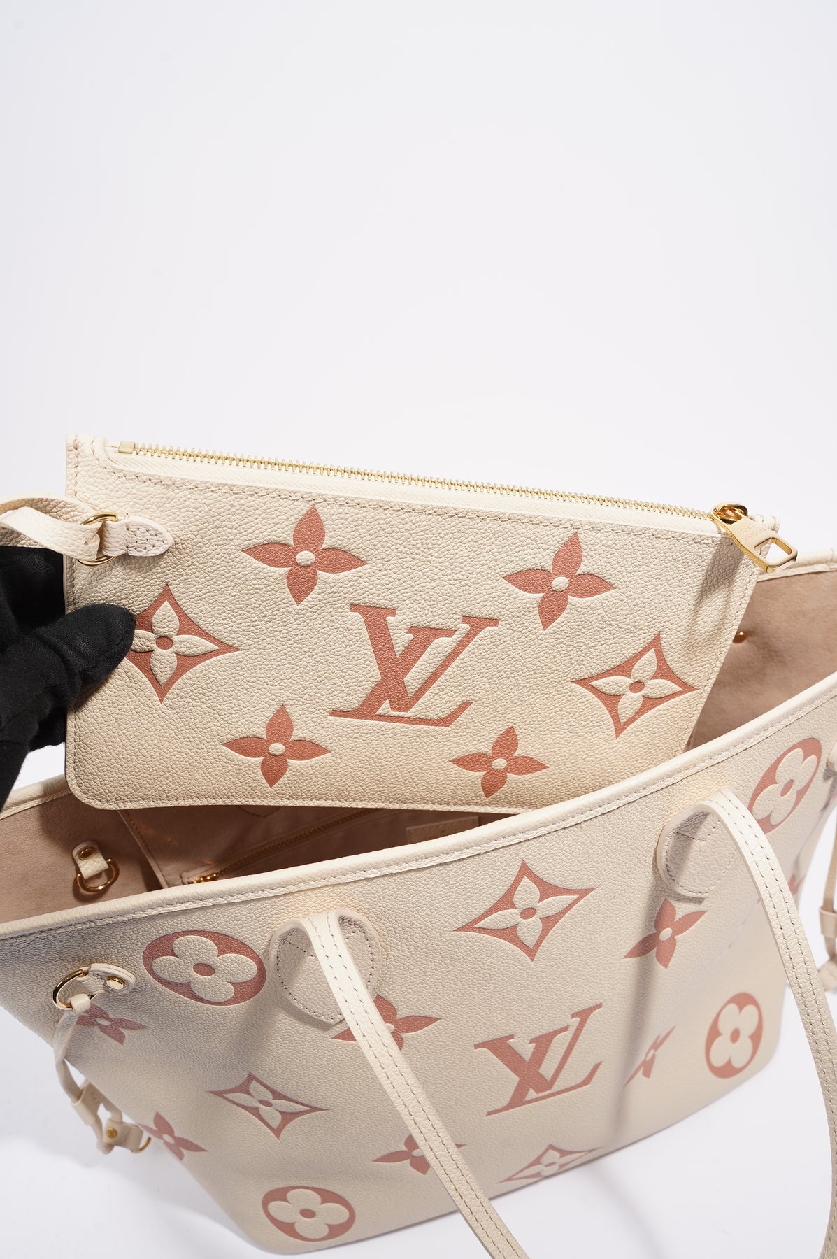 Louis Vuitton Empreinte V Tote mm Beige Rose Creme