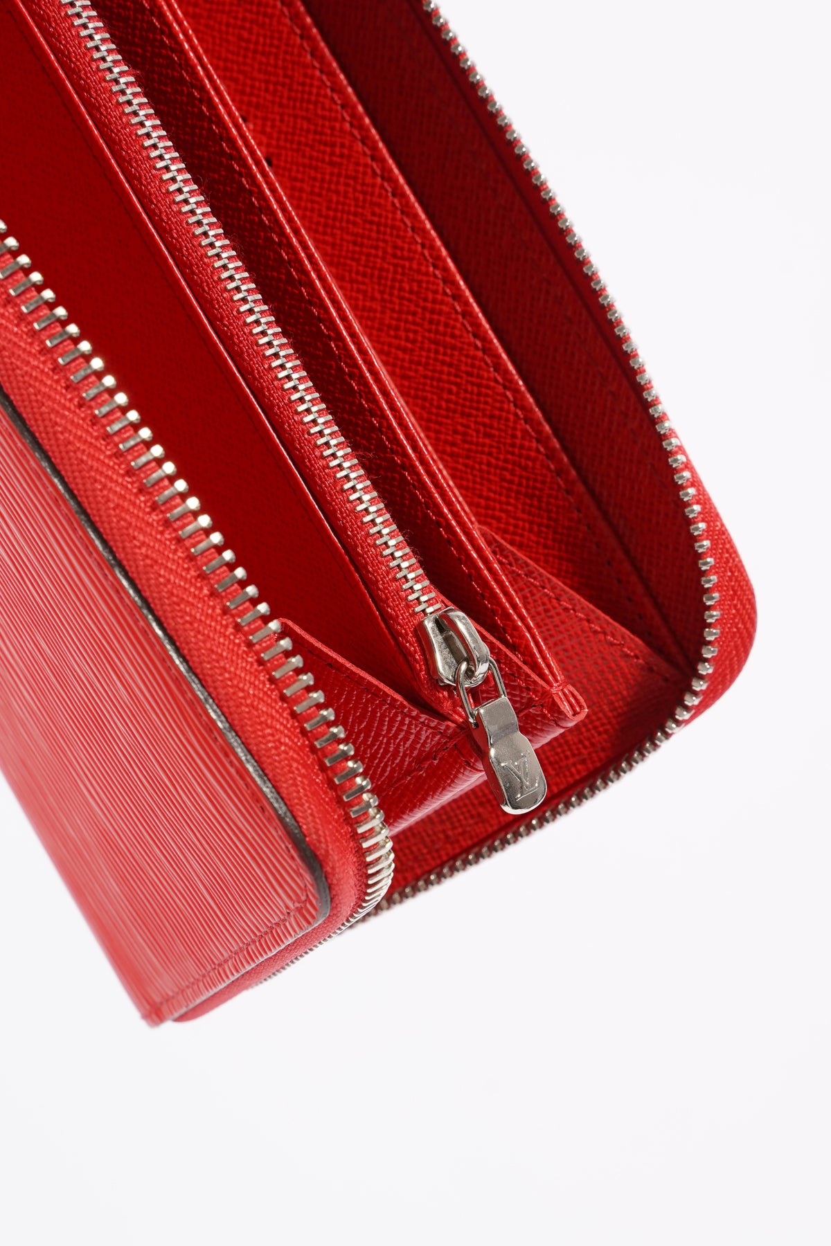 aksesoris dompet Louis Vuitton Red Epi Leather Zippy Wallet