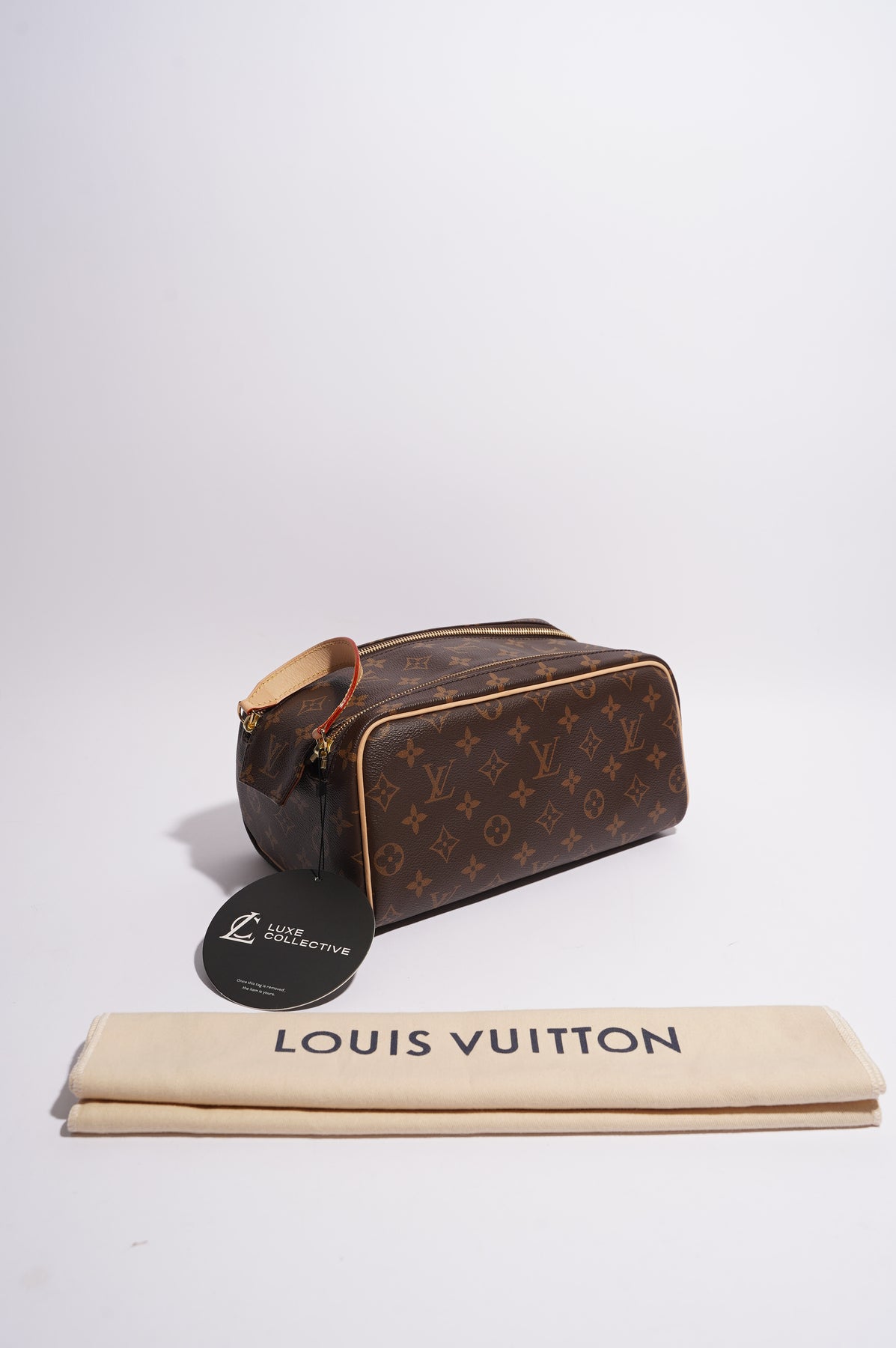 Louis Vuitton Womens LV Dopp Kit Monogram Canvas – Luxe Collective