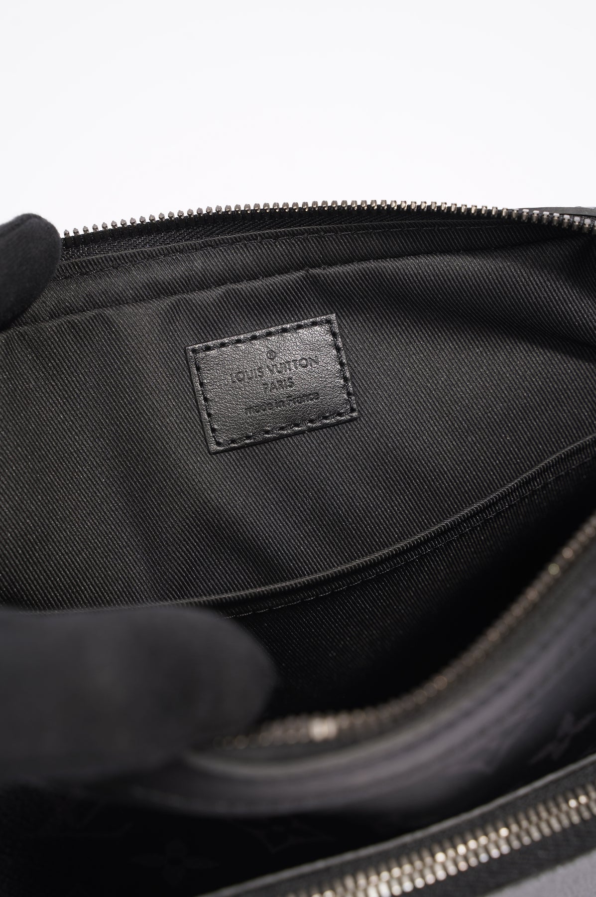 Louis Vuitton® Trio Messenger Graphite. Size  Louis vuitton, Messenger bag  men, Cross body handbags