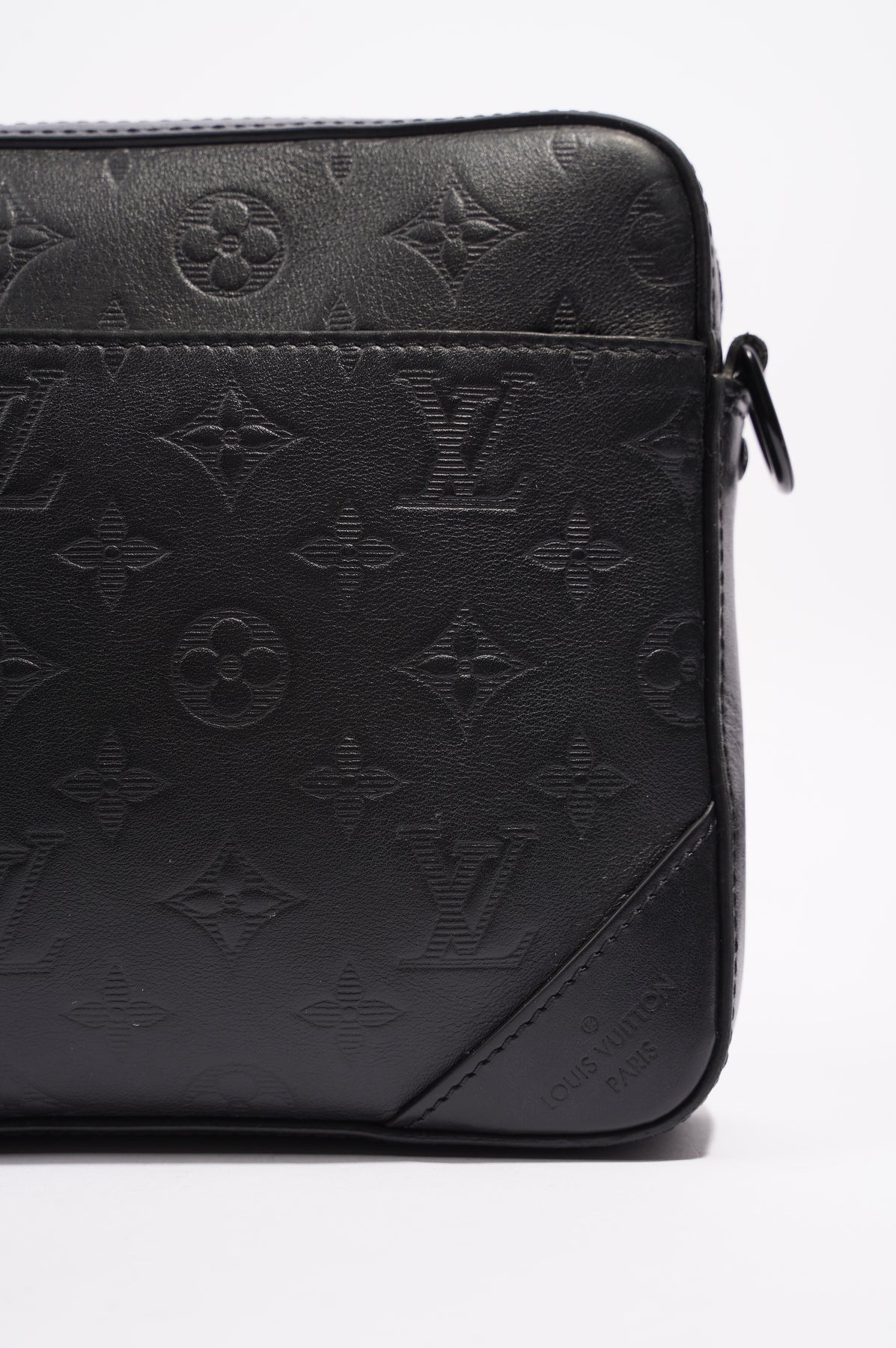 Louis Vuitton Mens Duo Messenger Bag Black Leather – Luxe Collective