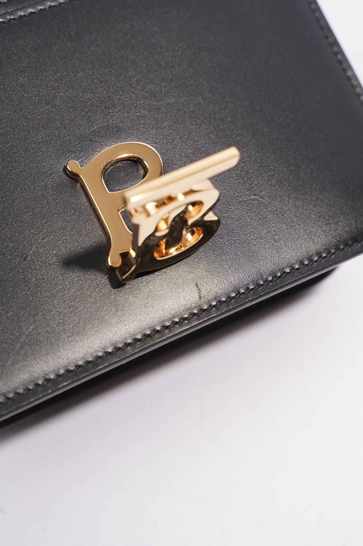 Black Burberry TB Belt Bag – Designer Revival