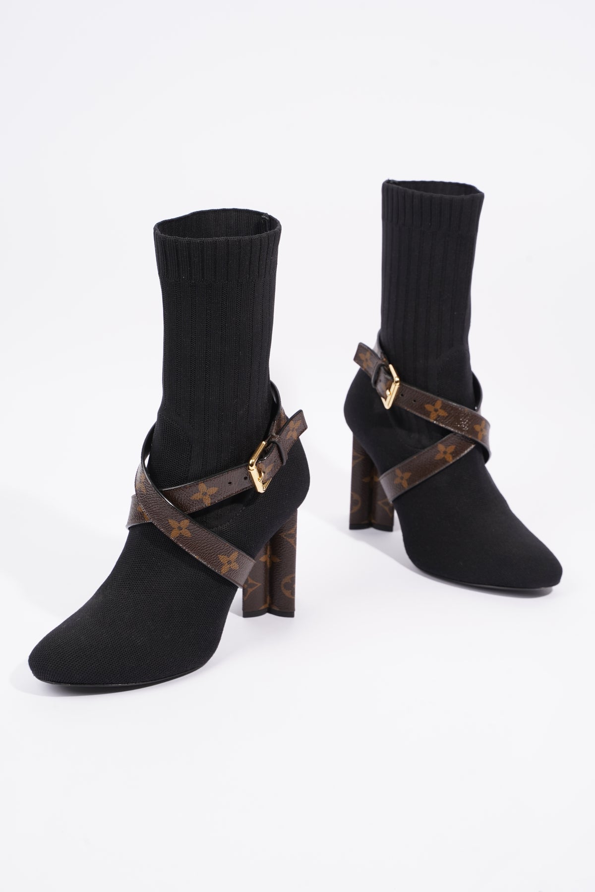 Louis Vuitton Black Monogram Knit Fabric Silhouette Ankle Boots Size 40  Louis Vuitton