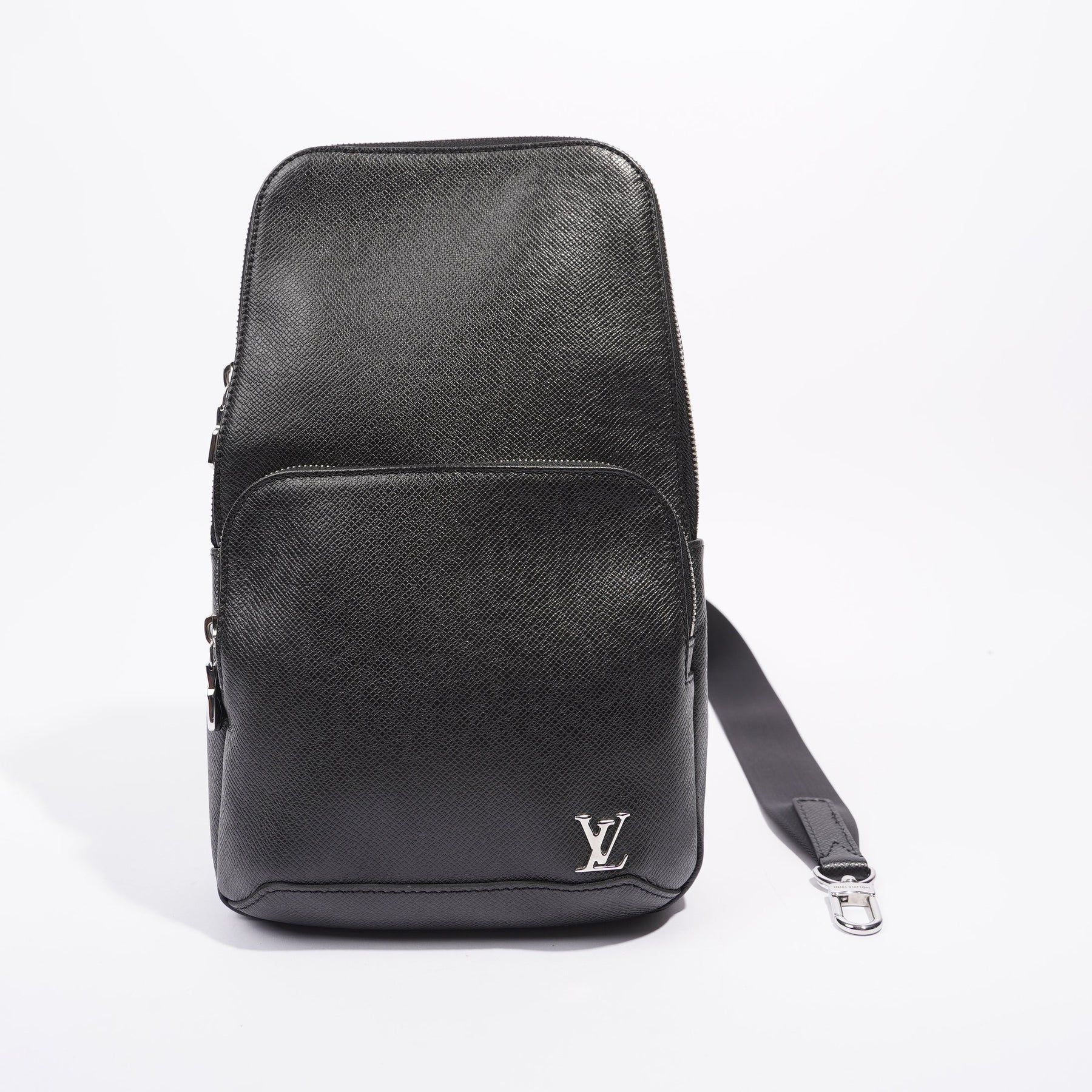 Louis Vuitton Avenue Sling Bag, Black, One Size
